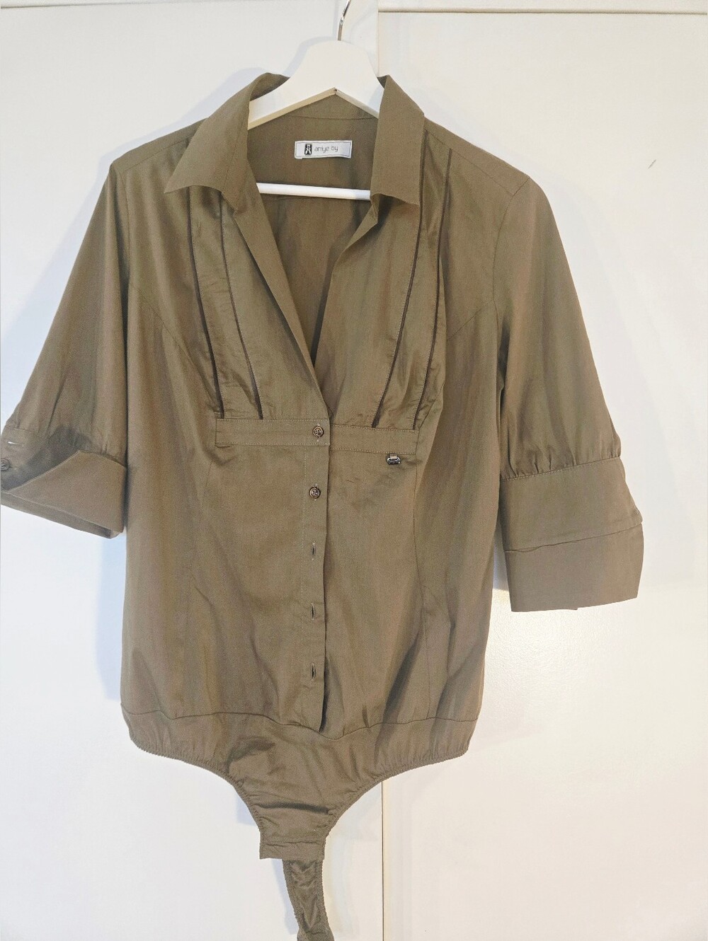 Gorgeus Size M Olive Green Top By Aniye By button-down Blouse